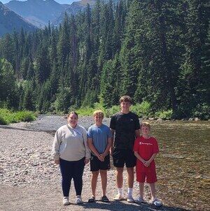 Meet your Posher, Andrea